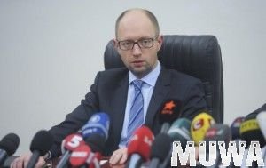 Вопрос о членстве Украины в НАТО не стоит, заявил Яценюк