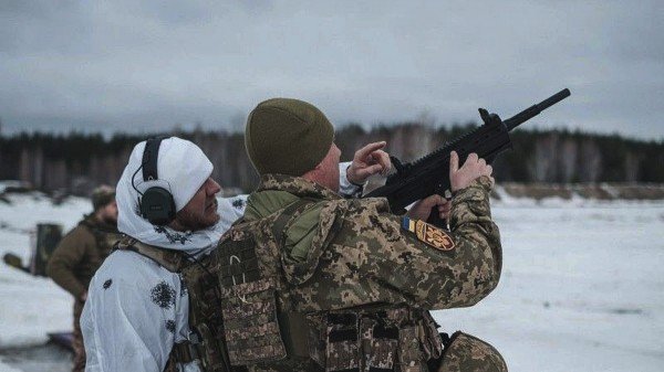 Киев заявляет: «Хватит». Украина прекращает западные учения.